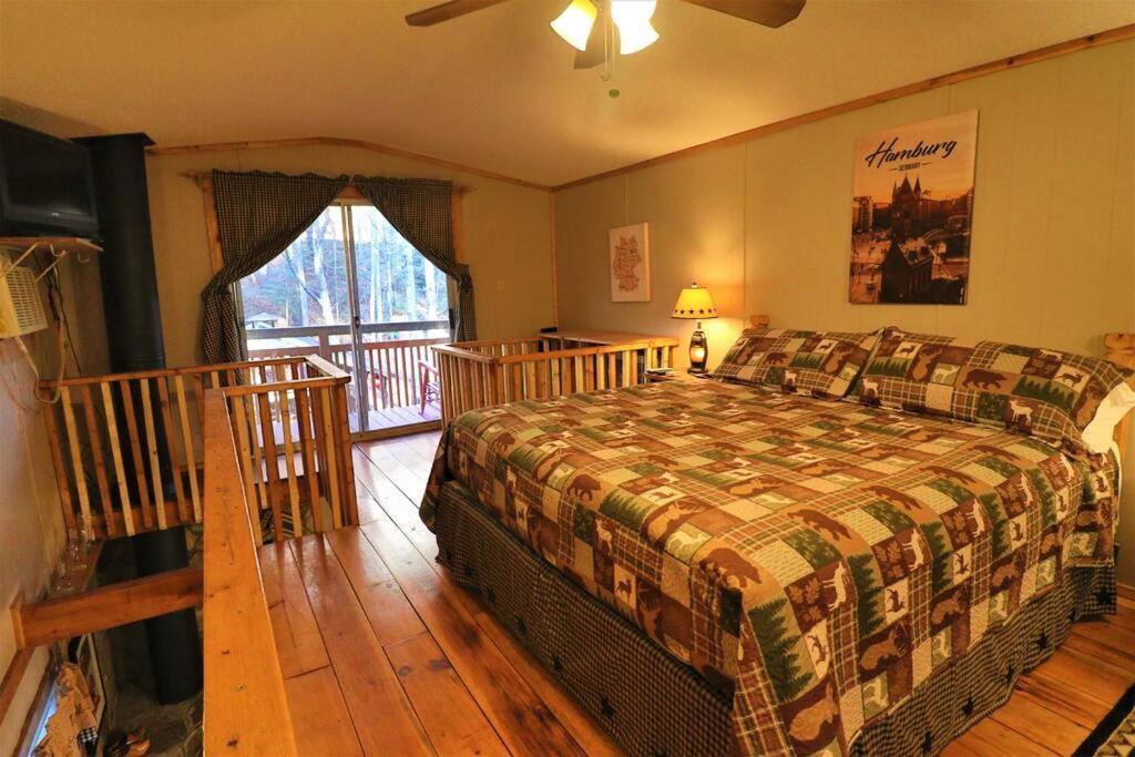 Oktoberfest Themed Cabin In Woods Stream #14 هيلين المظهر الخارجي الصورة